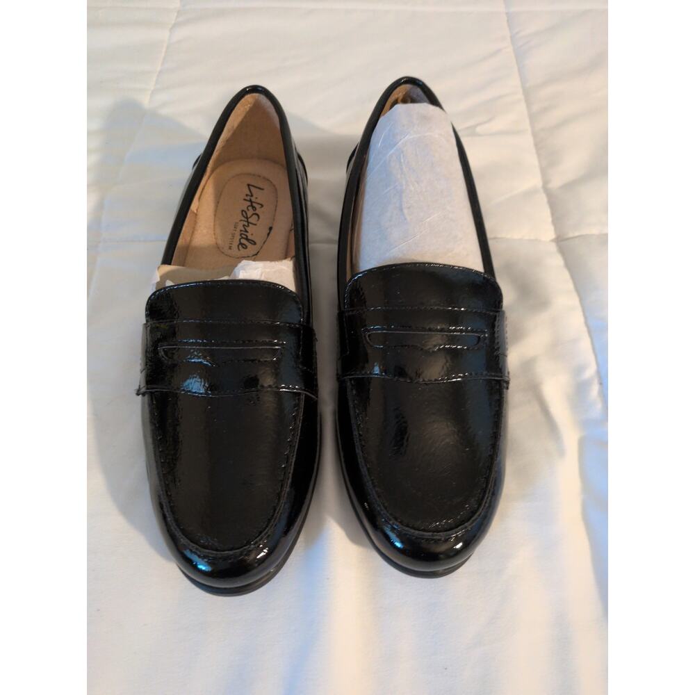 women loafer shoes